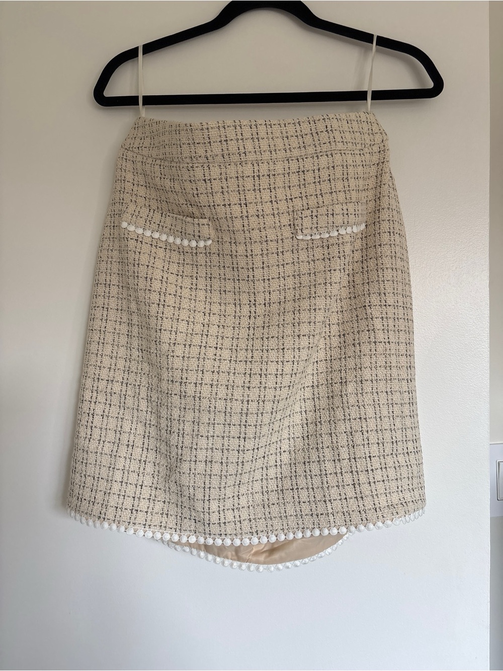 Missguided Cream Bouclé Tweed Pearl Trim A-Line Mini Skirt